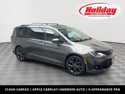 2018 Chrysler Pacifica Touring-L Plus