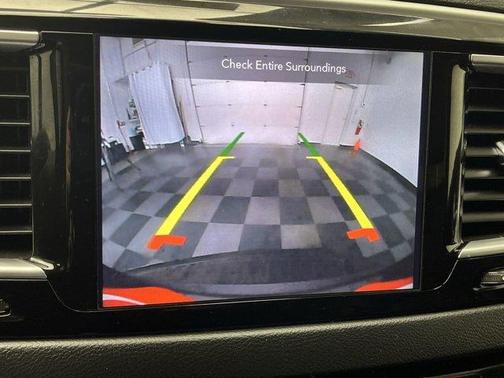 2018 Chrysler Pacifica Touring-L Plus