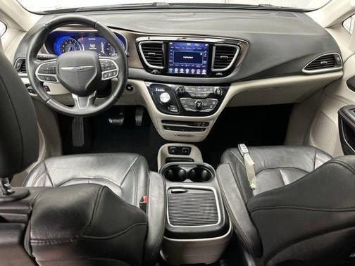 2018 Chrysler Pacifica Touring-L Plus