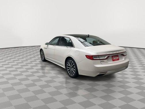 2018 Lincoln Continental Select