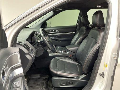 2019 Ford Explorer sport