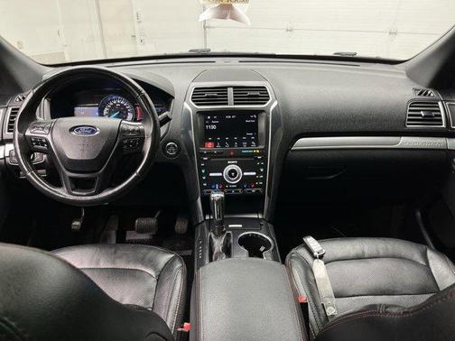 2019 Ford Explorer sport