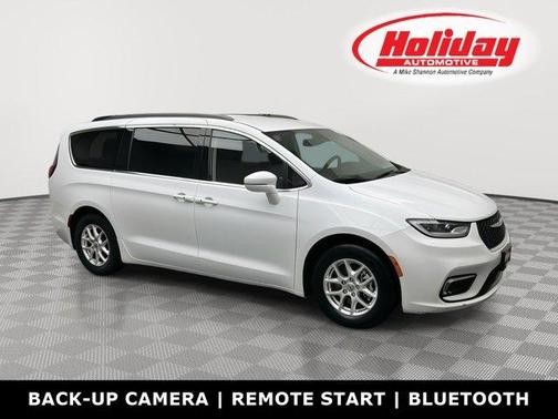2022 Chrysler Pacifica Touring-L