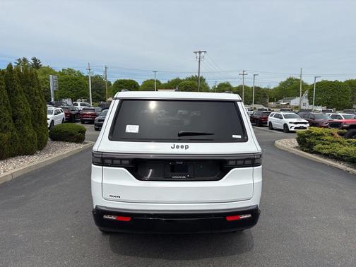 Bright White Clearcoat 2026 Jeep Grand Wagoneer Limited Reserve 4x4