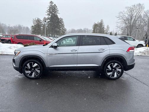 2025 Volkswagen Atlas Cross Sport 2.0T SE w/Technology 4MOTION