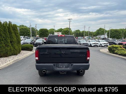 Diamond Black Crystal Pearlcoat 2019 RAM 1500 Classic Warlock Quad Cab 4x4 6'4' Box
