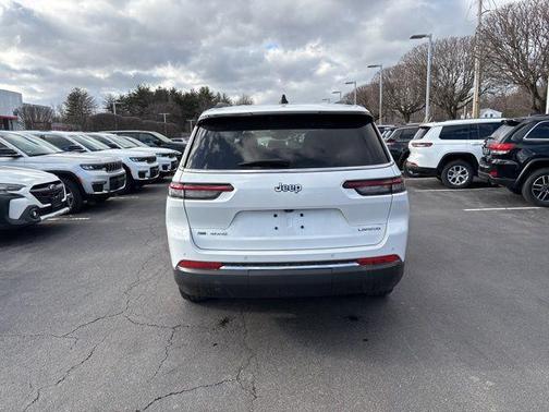 2021 Jeep Grand Cherokee L Laredo
