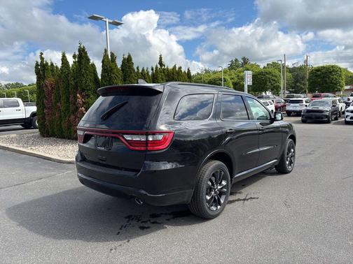 DB Black Clearcoat 2026 Dodge Durango GT AWD