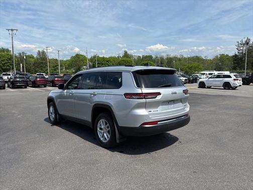 2021 Jeep Grand Cherokee L Laredo
