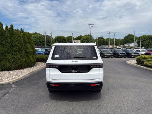 Bright White Clearcoat 2026 Jeep Grand Wagoneer Limited Altitude 4x4