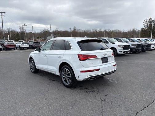 2024 Audi Q5 45 S line Premium Plus
