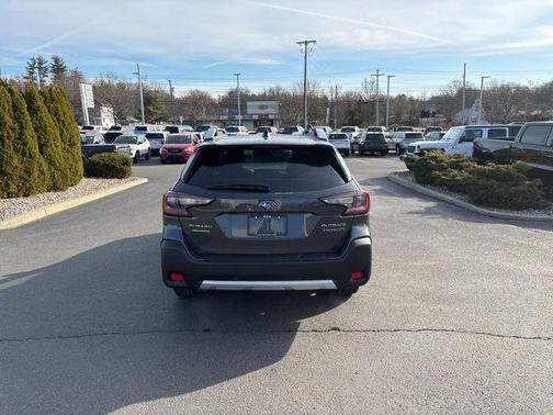 2024 Subaru Outback Touring XT