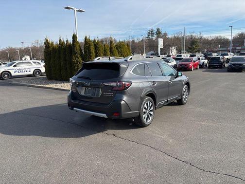 2024 Subaru Outback Touring XT
