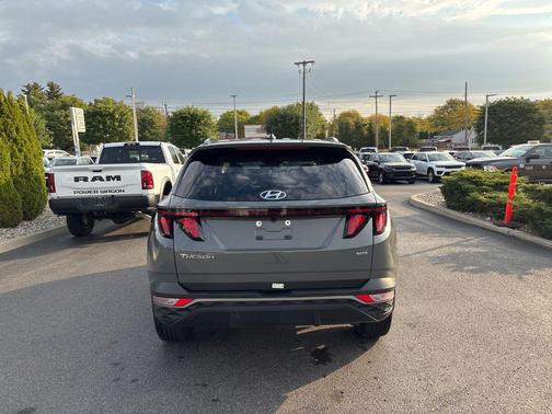2024 Hyundai TUCSON SEL