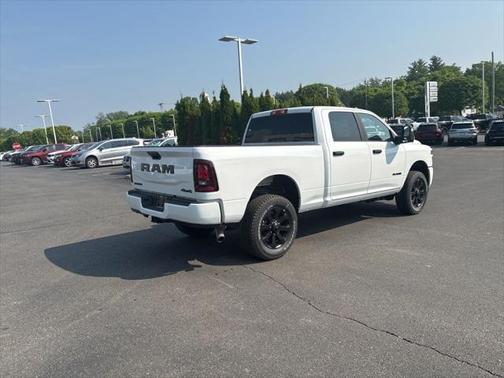 2025 RAM 2500 Big Horn Crew Cab 4x4 6'4' Box