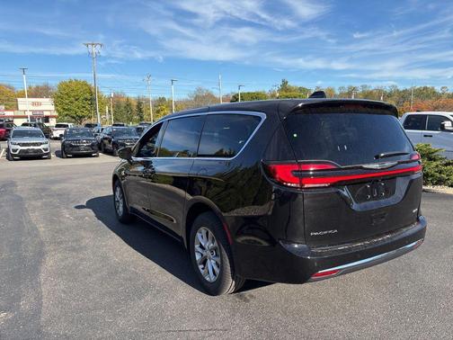 2026 Chrysler Pacifica L