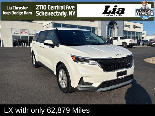 2024 Kia Carnival LX
