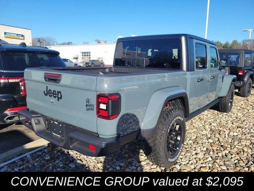 2025 Jeep Gladiator Willys