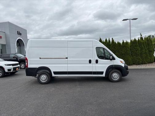 2025 RAM ProMaster 2500 Tradesman
