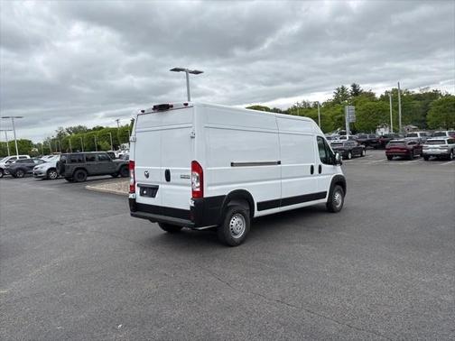 2025 RAM ProMaster 2500 Tradesman