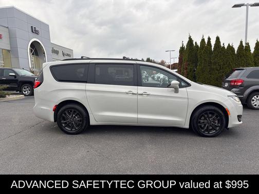 2020 Chrysler Pacifica L