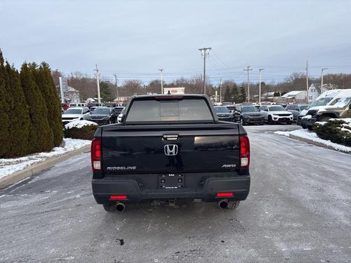 2023 Honda Ridgeline Black