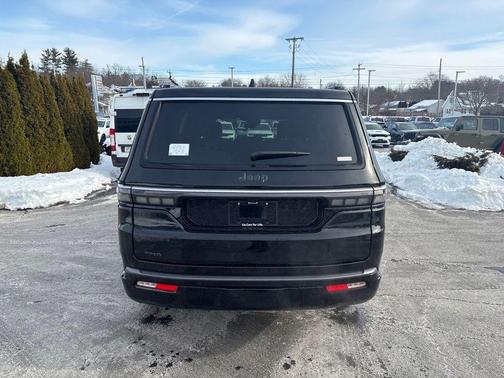 2026 Jeep Grand Wagoneer 4x4