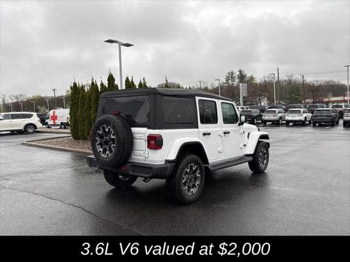 2025 Jeep Wrangler 4-Door Sahara 4x4