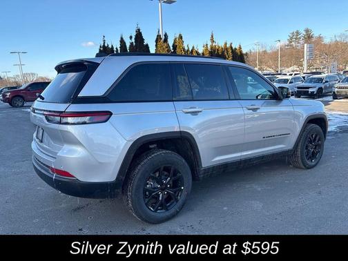 2026 Jeep Grand Cherokee Altitude