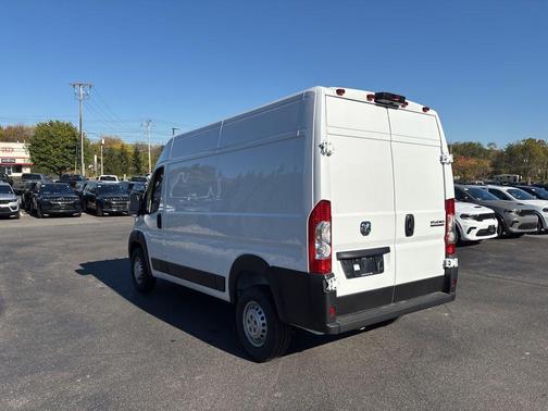 2026 RAM ProMaster 1500 Base
