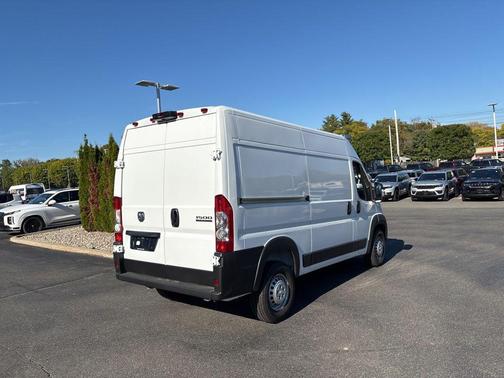 2026 RAM ProMaster 1500 Base