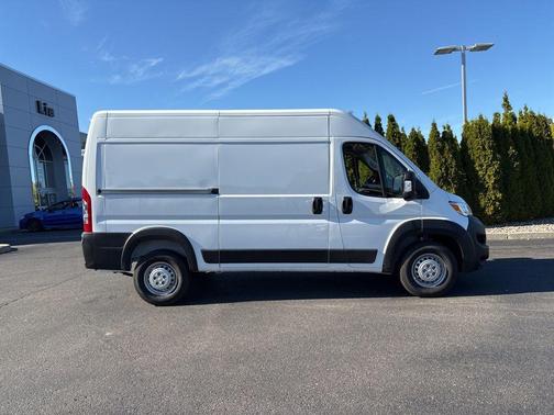 2026 RAM ProMaster 1500 Base