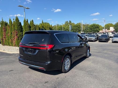 2026 Chrysler Pacifica L