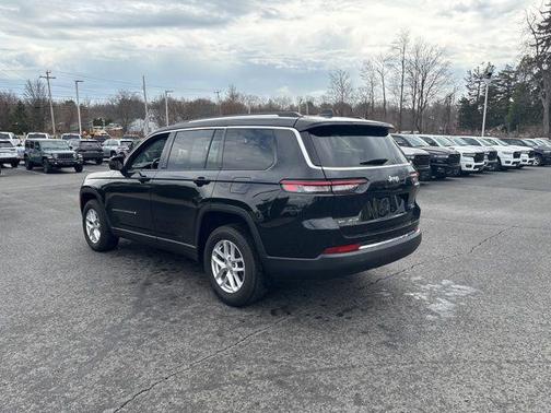 2021 Jeep Grand Cherokee L Laredo