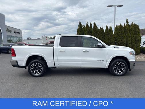 Bright White Clearcoat 2025 RAM 1500 Laramie