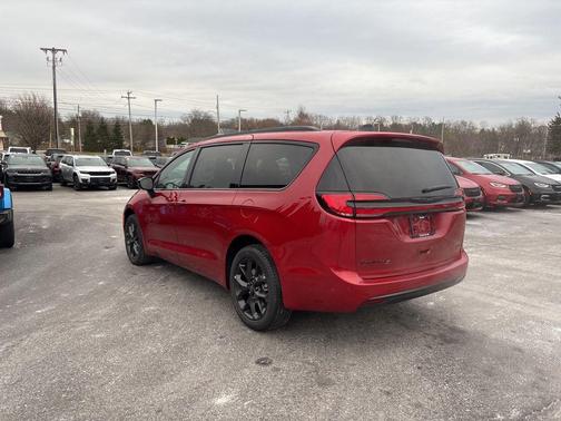 2026 Chrysler Pacifica L