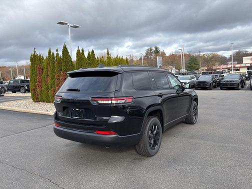 2025 Jeep Grand Cherokee L Altitude