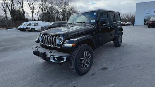 2025 Jeep Wrangler 4-Door Sahara 4x4