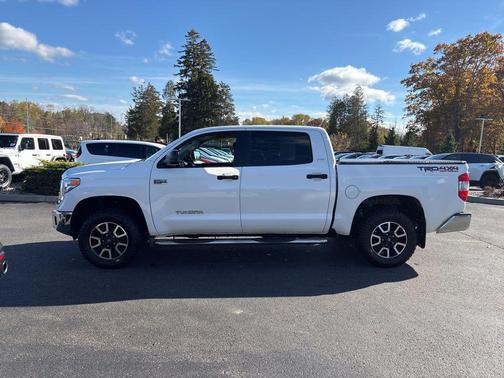 2015 Toyota Tundra SR5