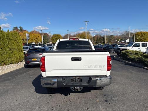 2015 Toyota Tundra SR5