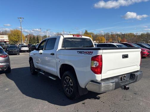 2015 Toyota Tundra SR5