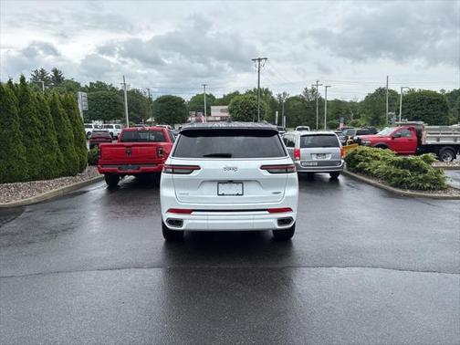 2025 Jeep Grand Cherokee L Summit