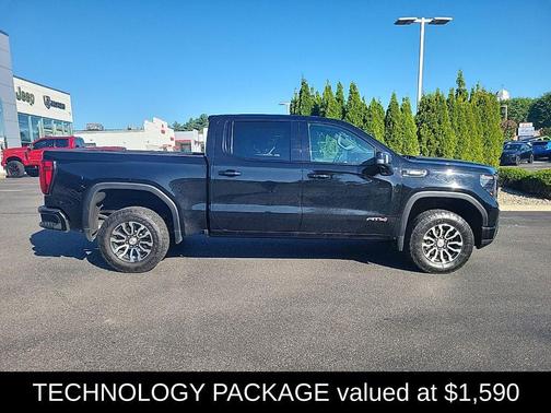 2023 GMC Sierra 1500 AT4