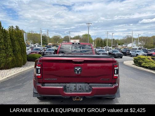 Delmonico Red Pearlcoat 2022 RAM 3500 Laramie Crew Cab 4x4 8' Box