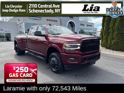 Delmonico Red Pearlcoat 2022 RAM 3500 Laramie Crew Cab 4x4 8' Box
