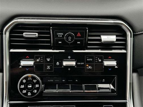 2025 Nissan Armada SL 4WD