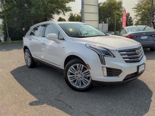Photo 2 of 35 of 2019 Cadillac XT5 Premium Luxury