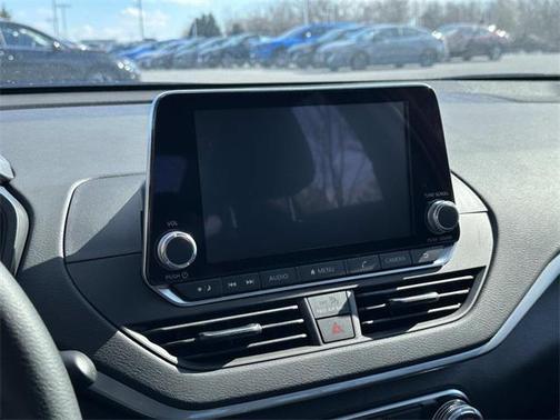 2025 Nissan Altima S FWD