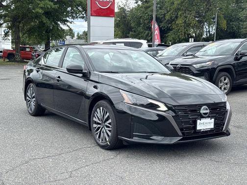 Super Black 2026 Nissan Altima 2.5 SV