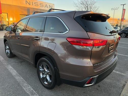 2018 Toyota Highlander Hybrid Platinum